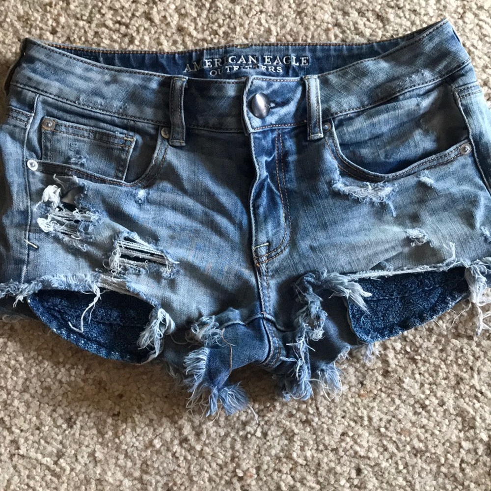 AE shorts